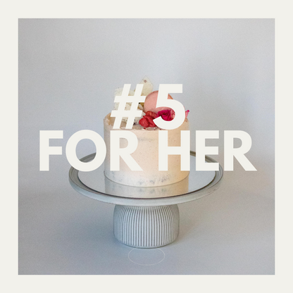 [FOR HER TOMORROW] Vanilla & Strawberry Cake