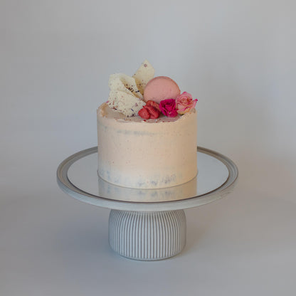 [FOR HER TOMORROW] VANILLA & STRAWBERRY CAKE